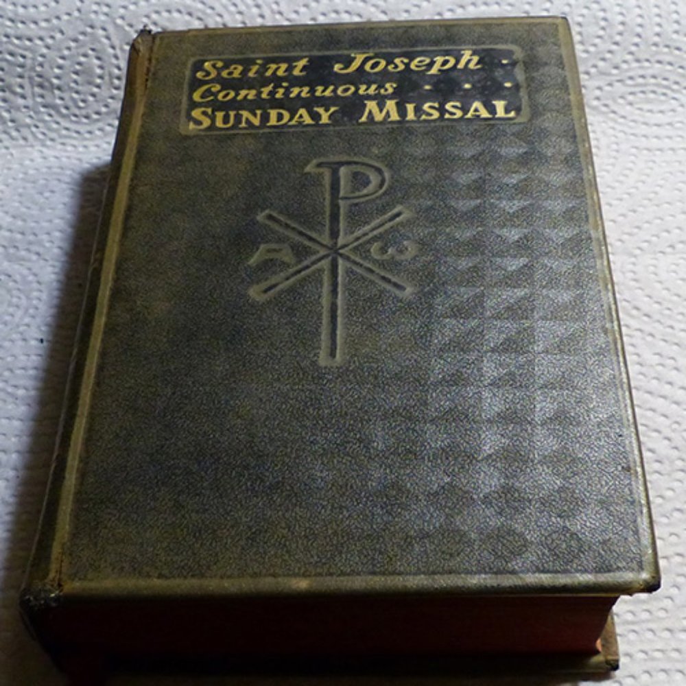 1961 Illustrated Saint Joseph Continuous Sunday Missal Catholic Book Publishing